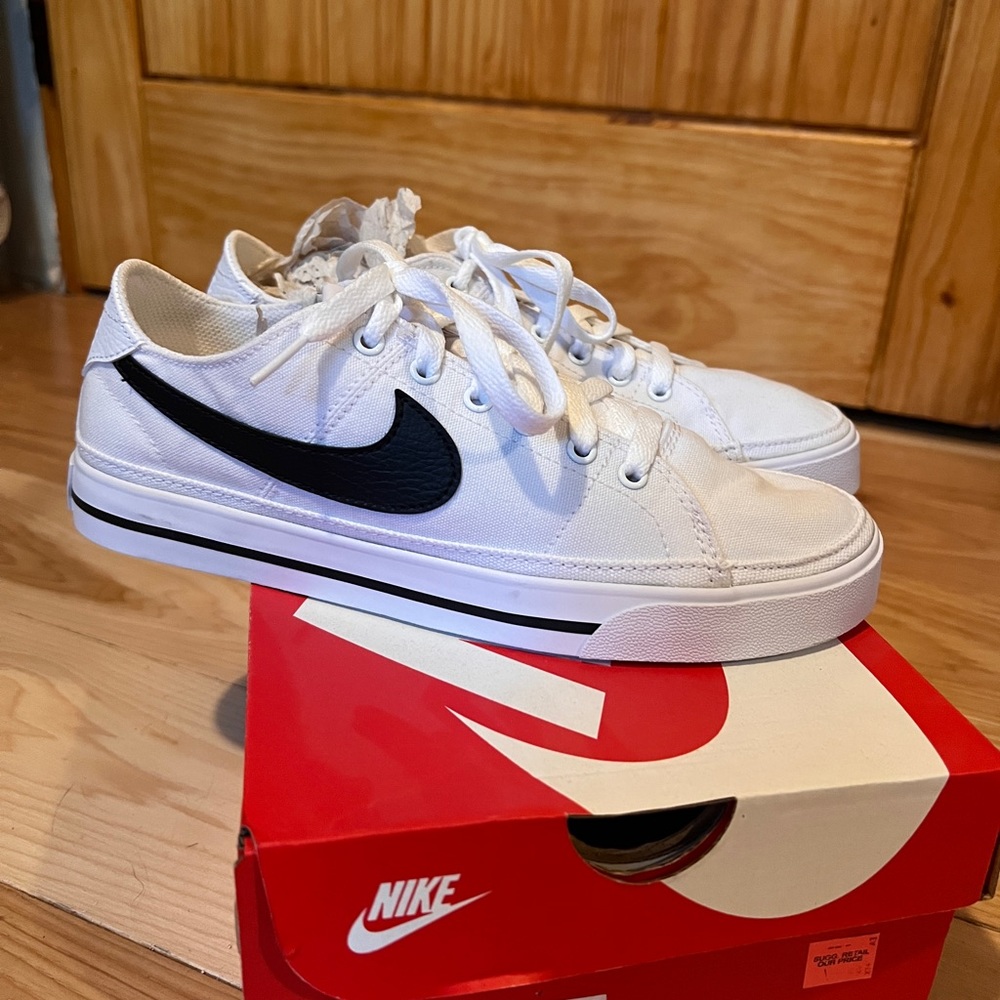 White Nike court legacy canvas Mens 6.5